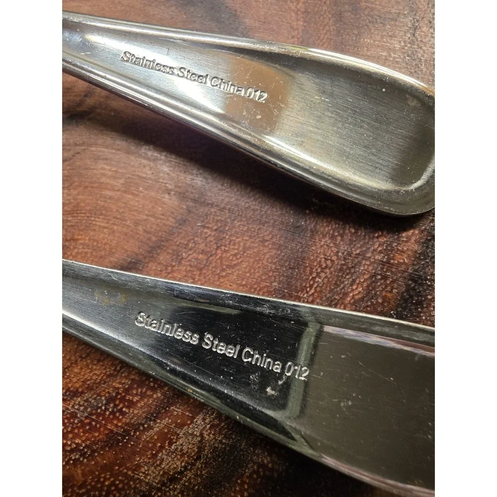 2 Hampton Silversmiths ERIN Dinner Forks 8